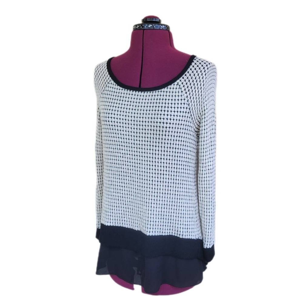 Design Lab Lord & Taylor Split Back Lightweight Layered Shirt Tail Sweater sz XS